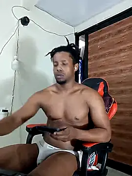 AlejoKhalifa  online show from September 29, 2025, 5:18 pm