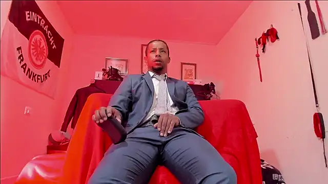 AlejoKhalifa  online show from March 16, 2026, 9:35 am