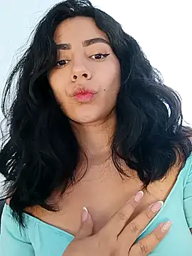 Snapshot of GiiirlPower chatting on February 28, 2025, 8:07 pm GiiirlPower online show from February 28, 2025, 8:07 pm