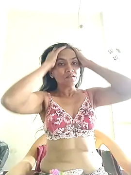 sunita6009 online show from April 26, 2026, 8:01 am