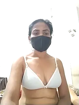 sunita6009 online show from May 3, 2026, 6:58 pm