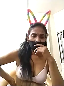 Snapshot of sunita6009 chatting on June 26, 2026, 2:54 pm sunita6009 online show from June 26, 2026, 2:54 pm
