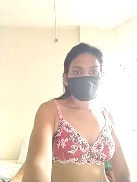 Snapshot of sunita6009 chatting on July 4, 2026, 3:45 am sunita6009 online show from July 4, 2026, 3:45 am