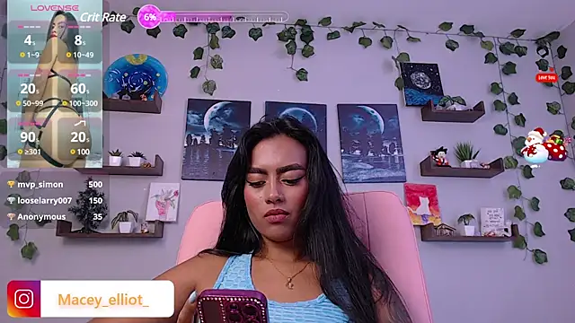 Snapshot of macey_elliot_ chatting on January 8, 2025, 6:09 pm macey elliot online show from January 8, 2025, 6:09 pm