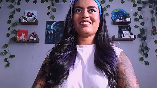 Snapshot of macey_elliot_ chatting on November 25, 2025, 2:28 pm macey elliot online show from November 25, 2025, 2:28 pm