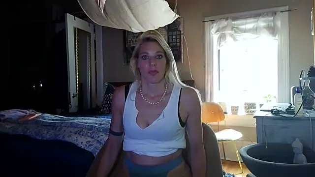 Glamazonx online show from May 31, 2026, 4:36 pm