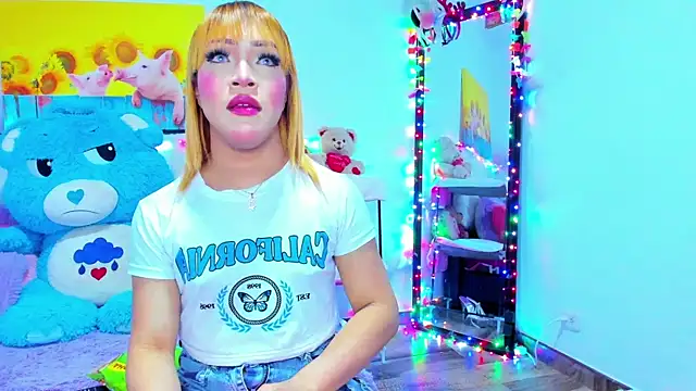 Snapshot of Candy_Candy__ chatting on February 15, 2026, 2:08 am Candy Candy online show from February 15, 2026, 2:08 am