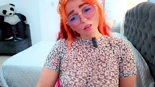 Alexatexa2929 online show from February 27, 2026, 8:20 pm