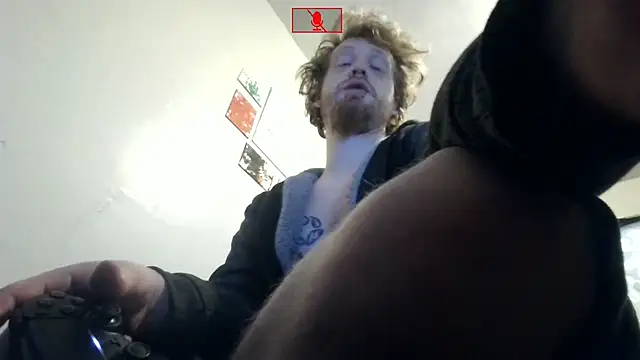 Thehotfoxxh online show from March 13, 2026, 4:02 pm