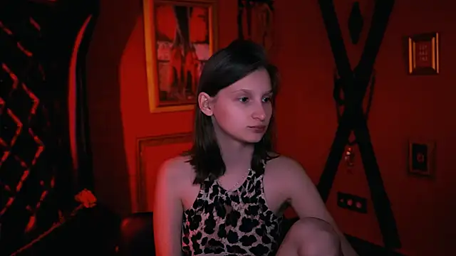 Snapshot of EllaHorton chatting on October 4, 2025, 12:36 pm EllaHorton online show from October 4, 2025, 12:36 pm