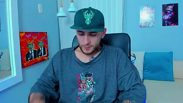 Snapshot of Drako_Lamar chatting on December 10, 2024, 3:55 pm Drako Lamar online show from December 10, 2024, 3:55 pm