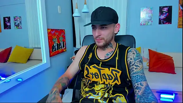 Snapshot of Drako_Lamar chatting on January 9, 2025, 3:55 pm Drako Lamar online show from January 9, 2025, 3:55 pm