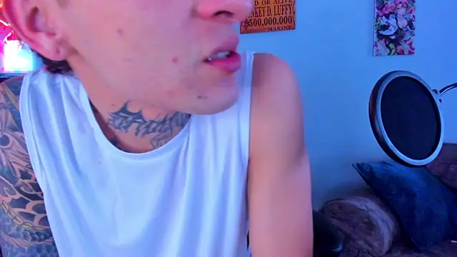 Snapshot of Drako_Lamar chatting on January 17, 2026, 4:33 pm Drako Lamar online show from January 17, 2026, 4:33 pm