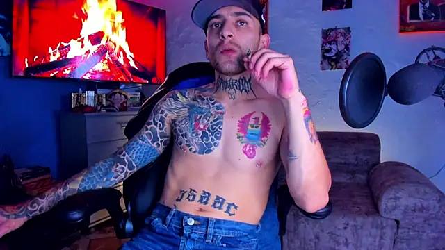 Snapshot of Drako_Lamar chatting on February 13, 2026, 9:11 pm Drako Lamar online show from February 13, 2026, 9:11 pm