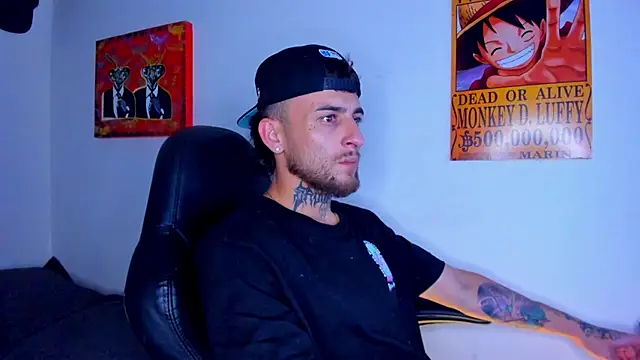 Snapshot of Drako_Lamar chatting on April 15, 2026, 2:18 am Drako Lamar online show from April 15, 2026, 2:18 am