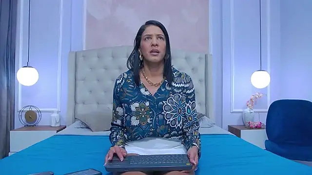 JoannaCox online show from September 10, 2025, 6:41 pm