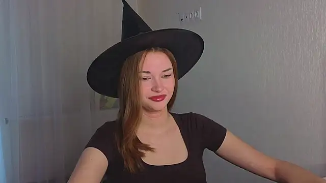 CharryClim online show from November 1, 2025, 5:09 am