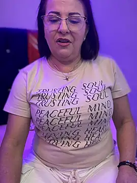 PaulinaSanders X online show from January 8, 2025, 5:48 pm