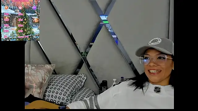 Snapshot of paula_daniela1 chatting on December 15, 2024, 10:15 pm paula daniela1 online show from December 15, 2024, 10:15 pm