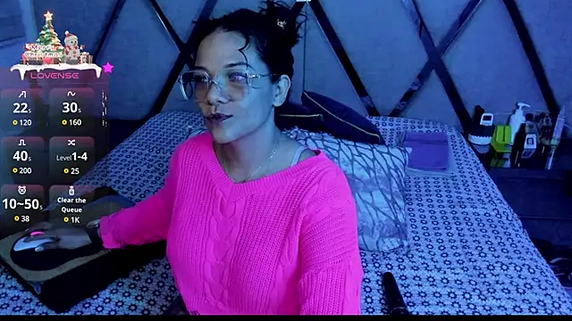 Snapshot of paula_daniela1 chatting on December 30, 2024, 10:55 pm paula daniela1 online show from December 30, 2024, 10:55 pm