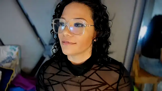 Snapshot of paula_daniela1 chatting on February 20, 2025, 8:36 pm paula daniela1 online show from February 20, 2025, 8:36 pm