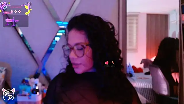paula daniela1 online show from June 4, 2026, 9:32 pm