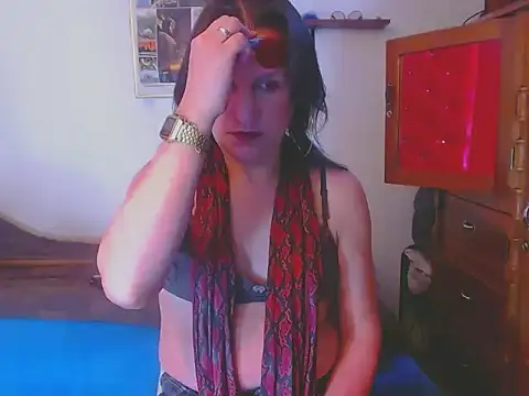 LorenJade online show from March 5, 2026, 12:17 am