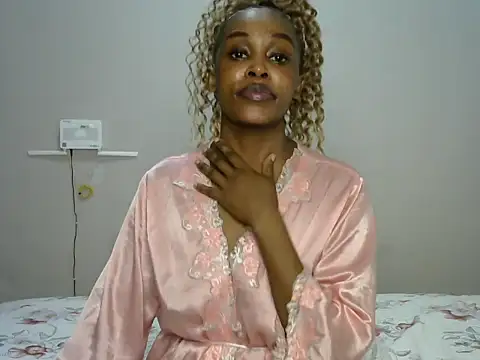 Cariepink online show from October 4, 2025, 6:44 am