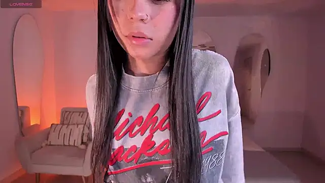 GigiLee  online show from December 22, 2024, 11:54 am