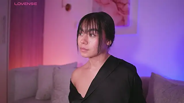 GigiLee  online show from February 11, 2025, 8:05 am