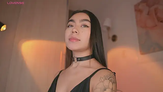 GigiLee  online show from October 10, 2025, 11:26 pm