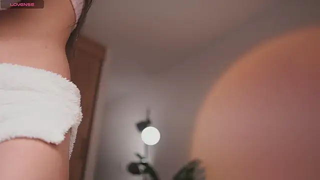 GigiLee  online show from October 28, 2025, 12:25 am