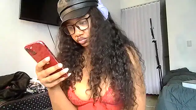 Snapshot of goddessdaisysky chatting on April 10, 2026, 5:28 pm goddessdaisysky online show from April 10, 2026, 5:28 pm