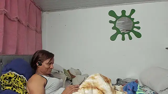 Laflaka22 online show from October 29, 2025, 2:14 am