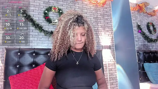 Snapshot of ivy_copper1 chatting on December 3, 2024, 8:39 pm ivy copper1 online show from December 3, 2024, 8:39 pm