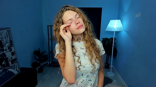 Snapshot of RayaNenlia chatting on October 22, 2025, 5:08 am RayaNenlia online show from October 22, 2025, 5:08 am