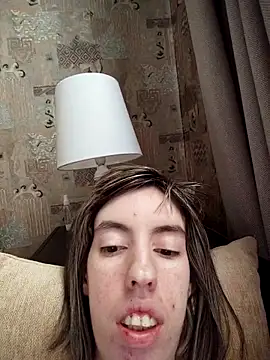 Unusual G online show from November 18, 2025, 6:18 am