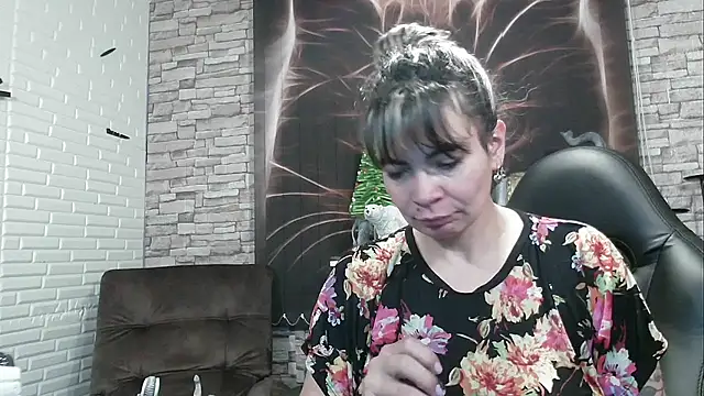 Snapshot of charlotedoll chatting on December 22, 2024, 2:16 pm charlotedoll online show from December 22, 2024, 2:16 pm
