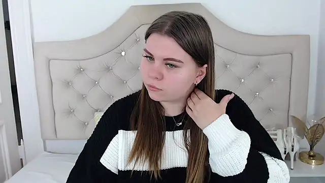 Snapshot of AbbyPleasure chatting on January 16, 2025, 12:53 pm AbbyPleasure online show from January 16, 2025, 12:53 pm