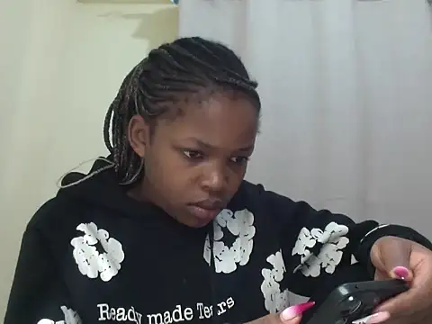 queen-sasha online show from February 23, 2026, 10:12 am