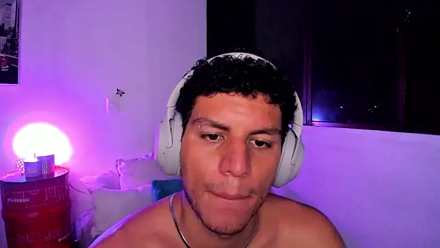 Curlblue online show from January 12, 2025, 8:36 am