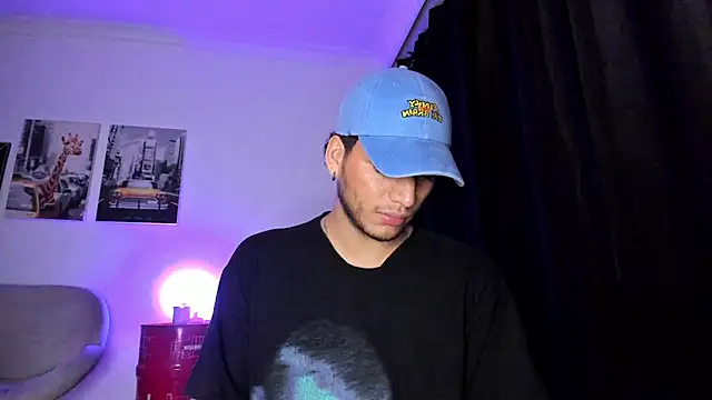 Curlblue online show from March 14, 2025, 11:23 am