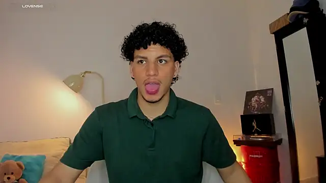 Curlblue online show from September 19, 2025, 4:36 am