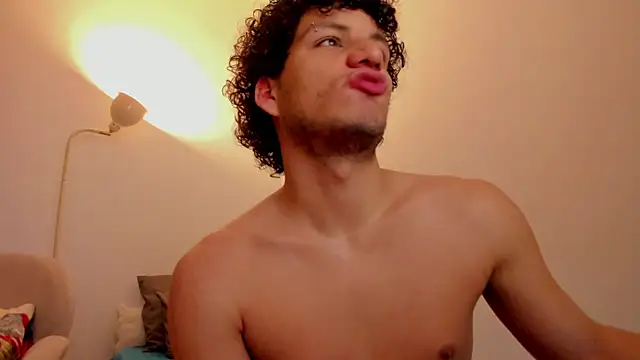 Curlblue online show from November 16, 2025, 5:02 am