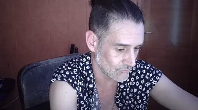 Lia Y PatrickX online show from March 20, 2025, 10:40 pm