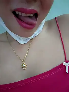 zizi public online show from March 18, 2025, 1:09 pm