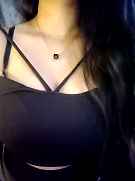 Snapshot of _sunshine- chatting on September 17, 2025, 8:43 pm sunshine- online show from September 17, 2025, 8:43 pm