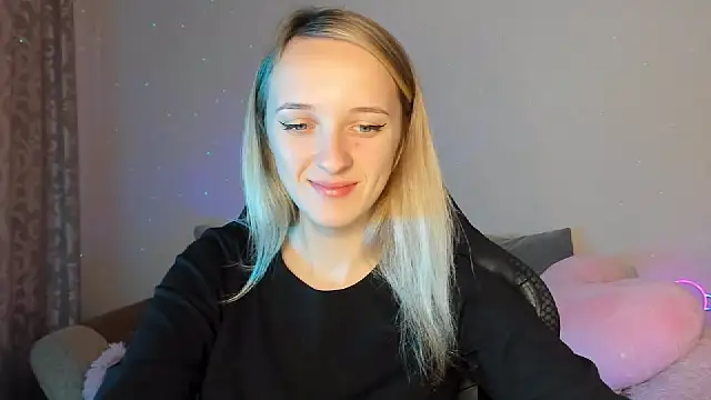 Snapshot of RouseReed chatting on September 29, 2025, 6:29 am RouseReed online show from September 29, 2025, 6:29 am