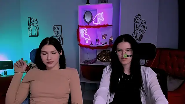 scarlet mooore online show from March 4, 2025, 3:00 am