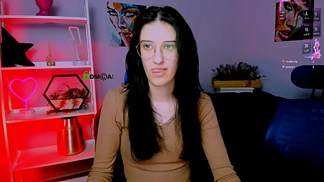 scarlet mooore online show from March 6, 2025, 2:51 am